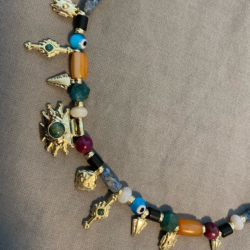 BNWT Kendra Scott Beaded Shiva Gold Charm Necklace